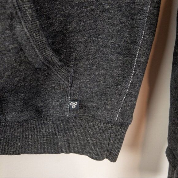 𝅺Aritzia TNA Womens Size Small Gray Neon Green Logo Hoodie Sweatshirt Casual - Picture 4 of 8